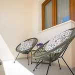 Cozy & Kali Apartment *