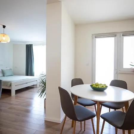 Cozy & Kali Apartment