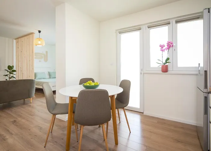 Cozy & Kali * 로비니