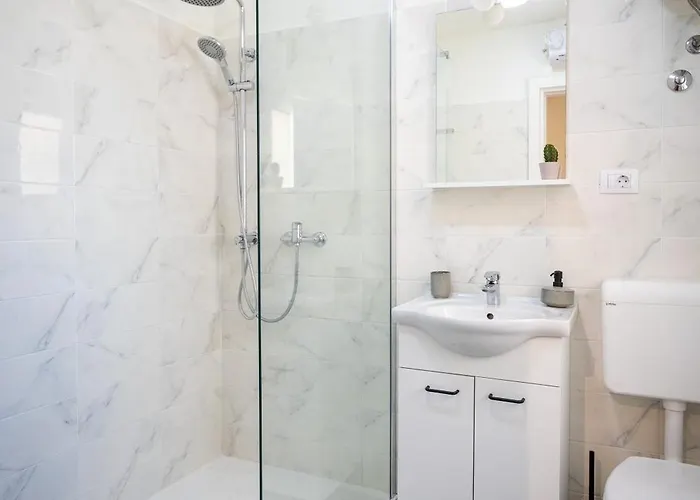 Cozy & Kali 로비니